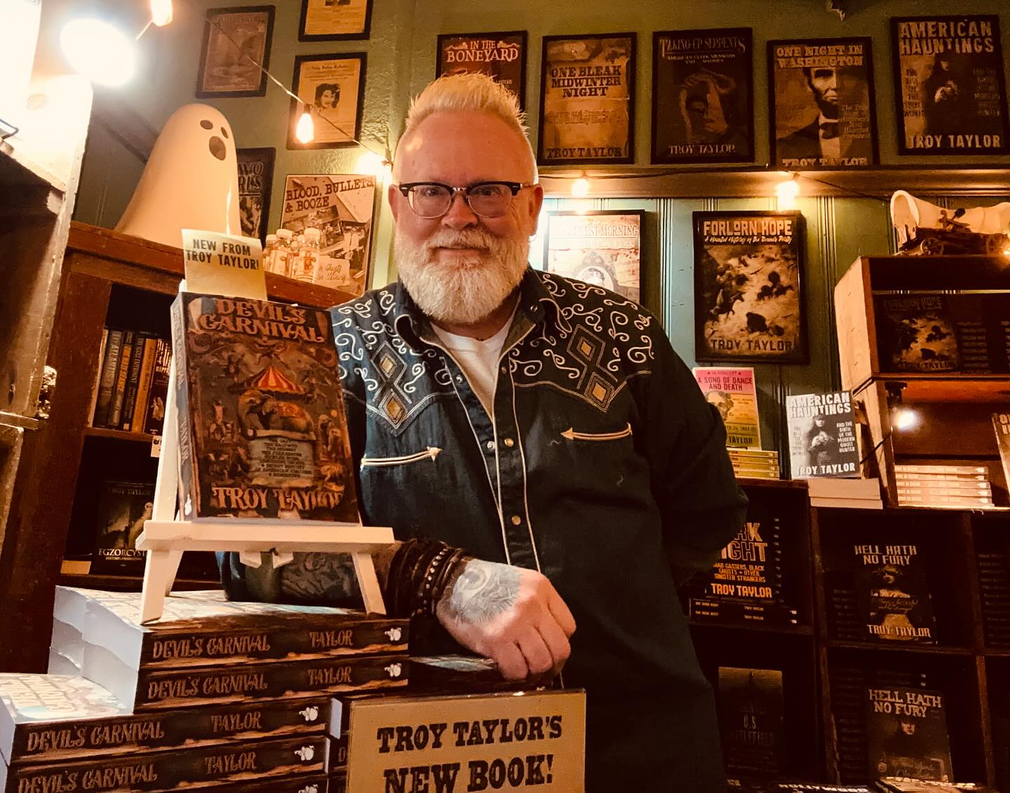 troy taylor author